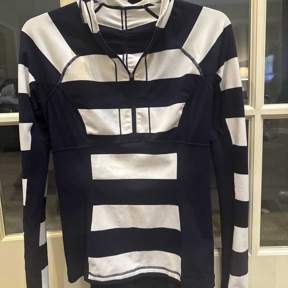 Lululemon Run Switch Back 1/2 Zip Women's White Deep Indigo Rulu‎ Sz 6